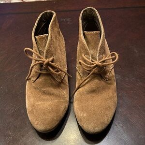 Nine West Learher upper textile, Brown, size 7, 2 inc heels